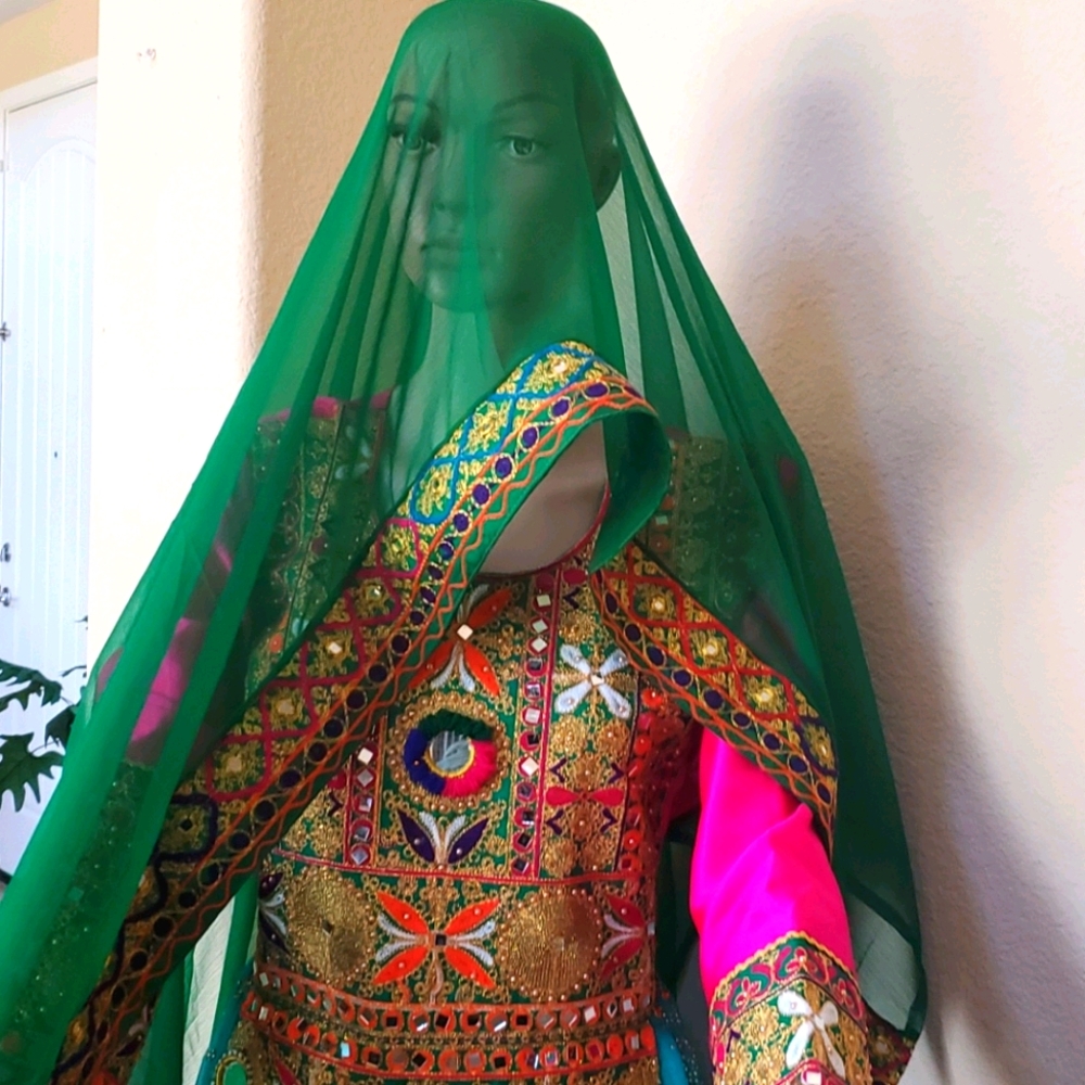 Afghan clothes